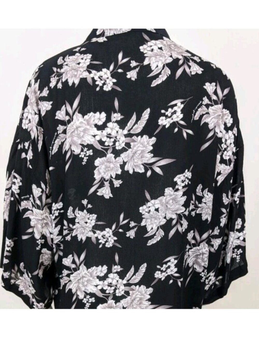 SPIRITUAL GANGSTER Kimono Robe ONE SIZE - Picture 5 of 6